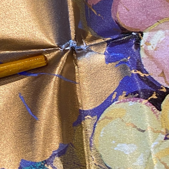 Vintage 1993 HALLMARK Wine Grapes in Metallic Splendor Gift Wrap (2 Sheets) - Picture 9 of 9